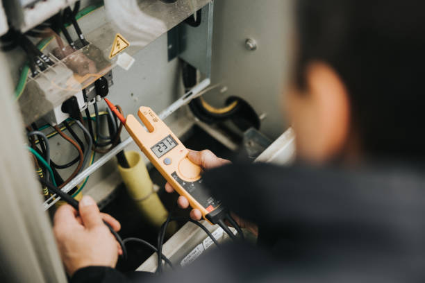 Best Local Electrician Companies  in Maltby, WA