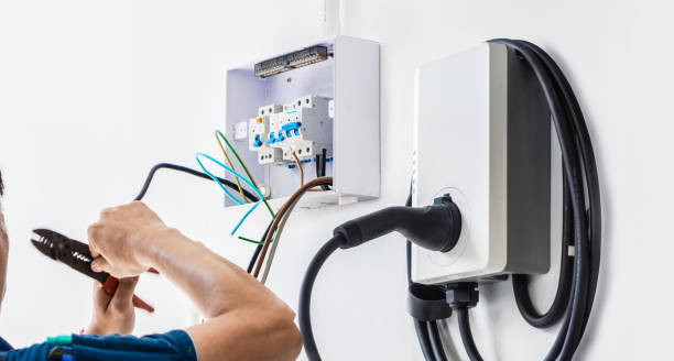 Best Circuit Breaker Repair  in Maltby, WA